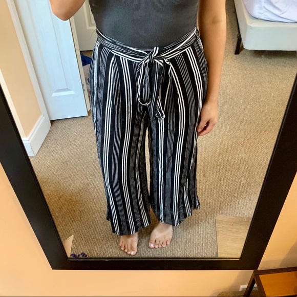 Striped Culottes Pants Size S Boutique - Picture 2 of 4